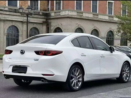 Mazda 3, 2021 — 照片 5