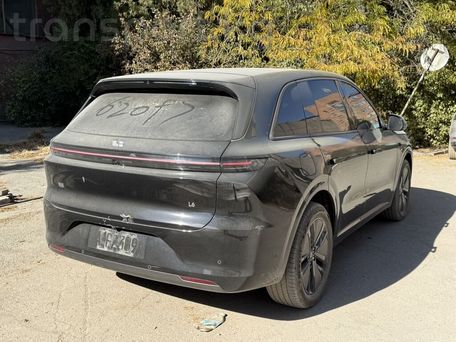 Li Auto (Lixiang) L6, 2024 — photo 12