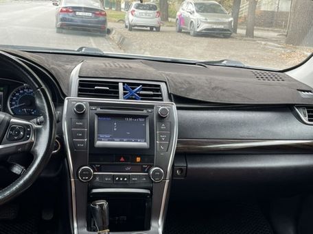 Toyota Camry, 2017 — 照片 6