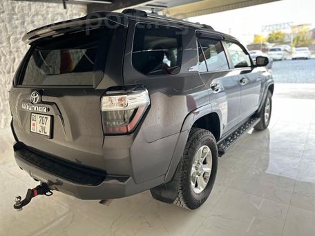 Toyota 4Runner, 2018 — 照片 4
