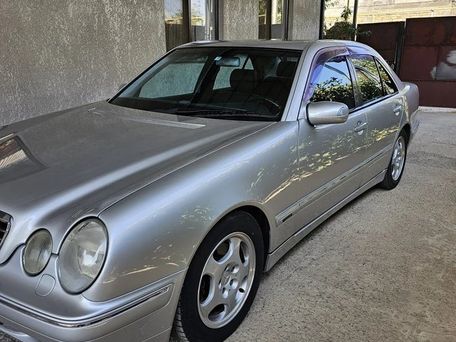 Mercedes-Benz E-Класс, 2001 — 照片 12