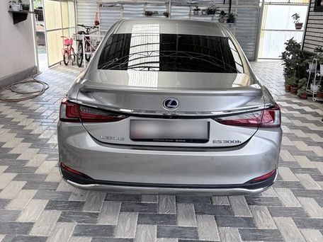 Lexus ES, 2019 — фото 1