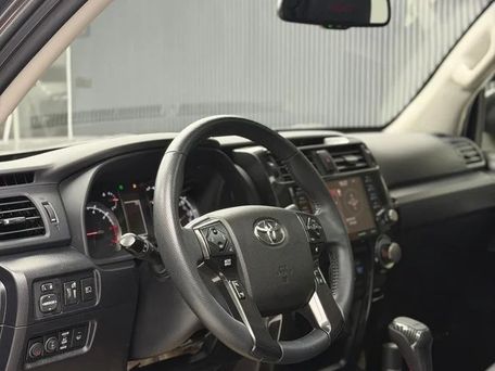 Toyota 4Runner, 2022 — сүрөт 9