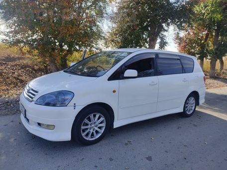 Toyota Ipsum, 2003 — сүрөт 1
