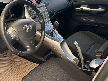 Toyota Auris, 2009 — photo 3