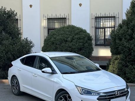 Hyundai Avante, 2020