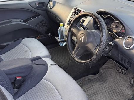 Mitsubishi Colt, 2003 — сүрөт 4