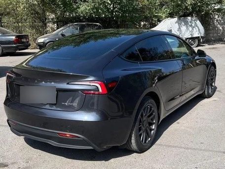 Tesla Model 3, 2023 — фото 4