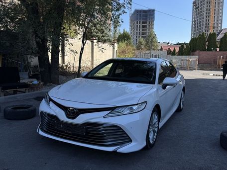 Toyota Camry, 2019 — фото 2