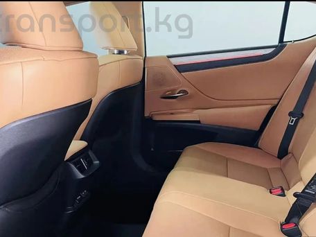 Lexus ES, 2025 — photo 7
