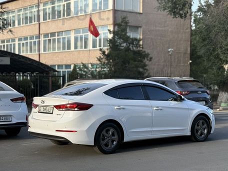 Hyundai Avante, 2016 — фото 4