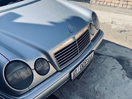 Mercedes-Benz E-Class, 1996 — photo 5