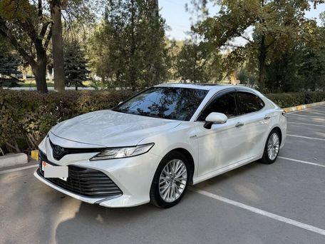 Toyota Camry, 2019 — photo 4