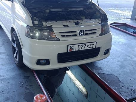 Honda Stepwgn, 2004 — photo 3