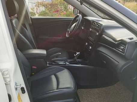 SsangYong Tivoli, 2020 — photo 5