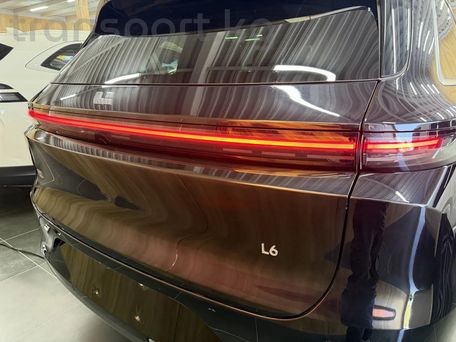 Li Auto (Lixiang) L6, 2025 — photo 3
