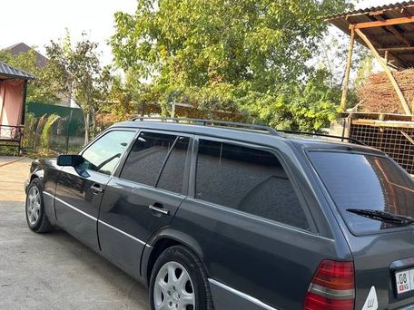 Mercedes-Benz E-Class, 1994 — сүрөт 7