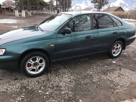 Toyota Carina E, 1997 — 照片 1