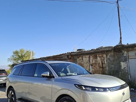 Roewe i6 Max, 2024 — photo 5