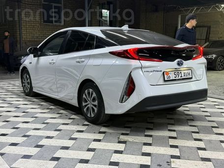 Toyota Prius, 2020 — фото 3