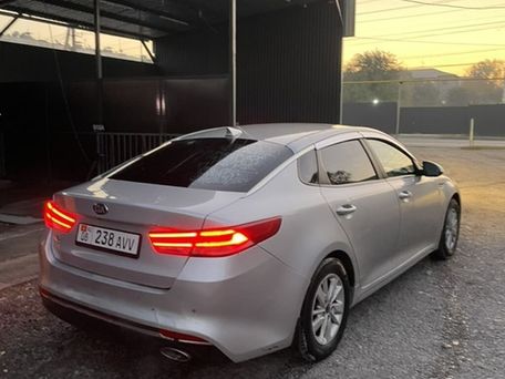 Kia K5, 2017 — photo 10