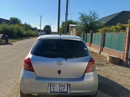 Toyota Vitz, 2005 — 照片 3