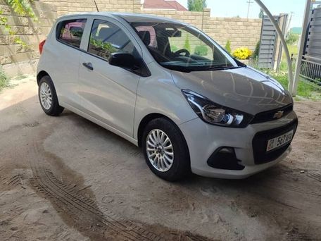 Chevrolet Spark, 2017 — фото 1