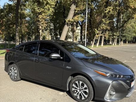 Toyota Prius c, 2019 — фото 5