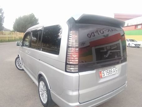 Honda Stepwgn, 2004 — photo 15