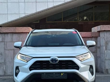 Toyota RAV4, 2021