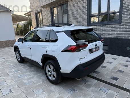 Toyota RAV4, 2020 — photo 4