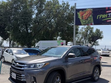 Toyota Highlander, 2019 — фото 1