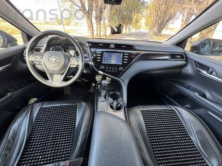 Toyota Camry, 2018 — сүрөт 17