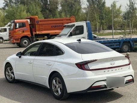 Hyundai Sonata, 2023 — фото 5