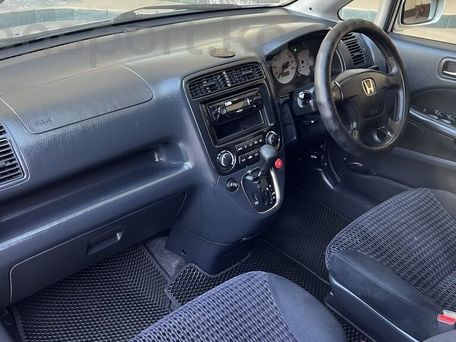 Honda Stream, 2000 — photo 18