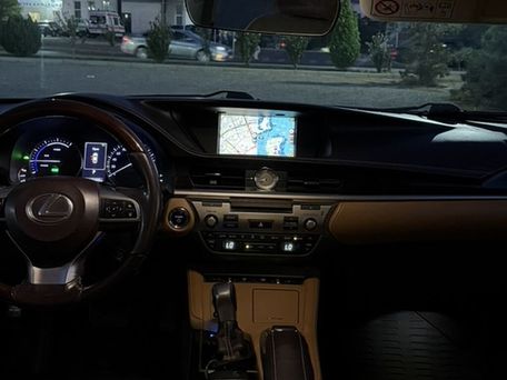 Lexus ES, 2018 — photo 9