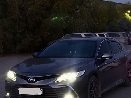 Toyota Camry, 2022 — фото 4